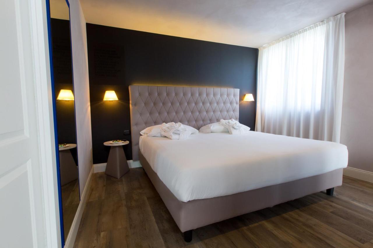 Hotel Al Campanile - Luxury Suites & Apartments Baveno Dış mekan fotoğraf