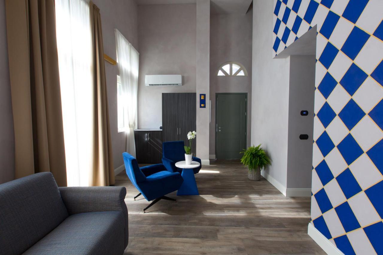Hotel Al Campanile - Luxury Suites & Apartments Baveno Dış mekan fotoğraf