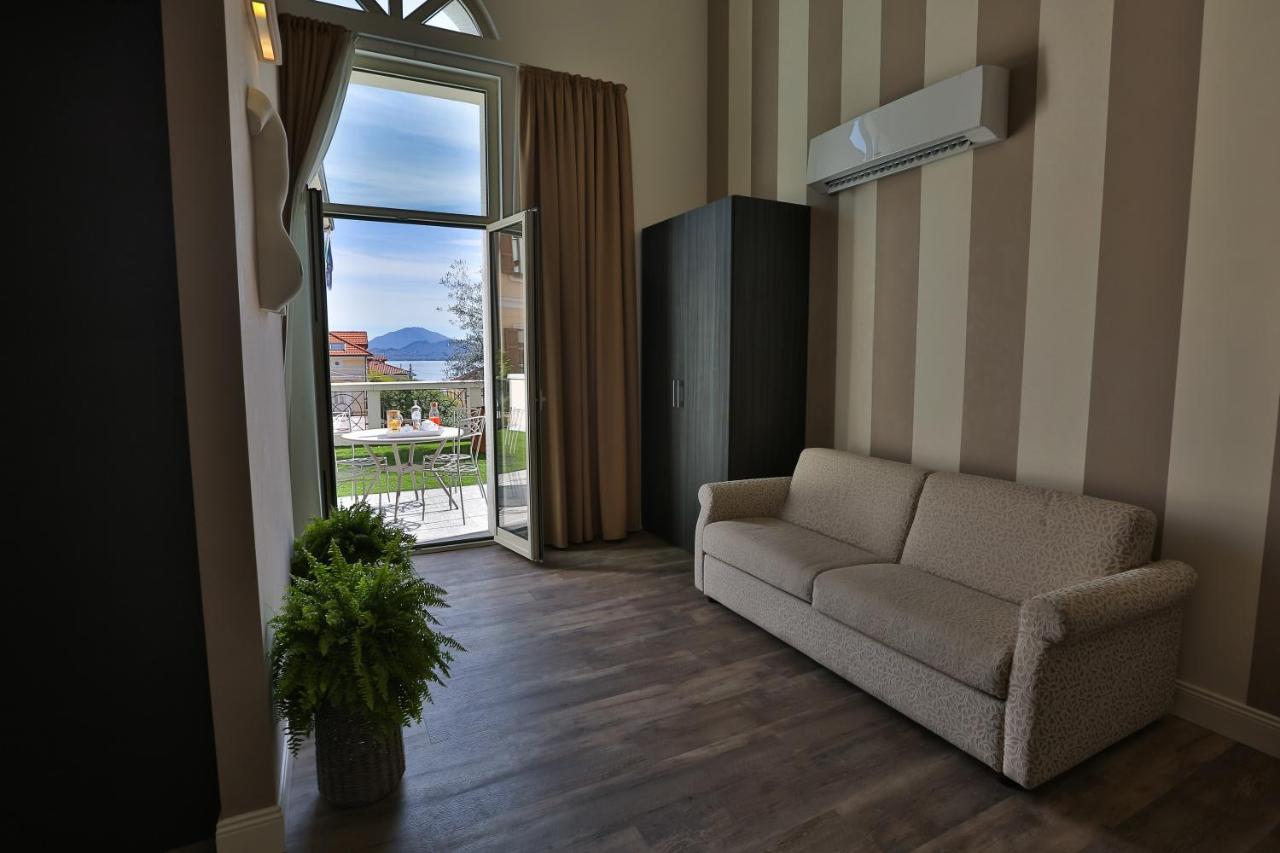 Hotel Al Campanile - Luxury Suites & Apartments Baveno Dış mekan fotoğraf