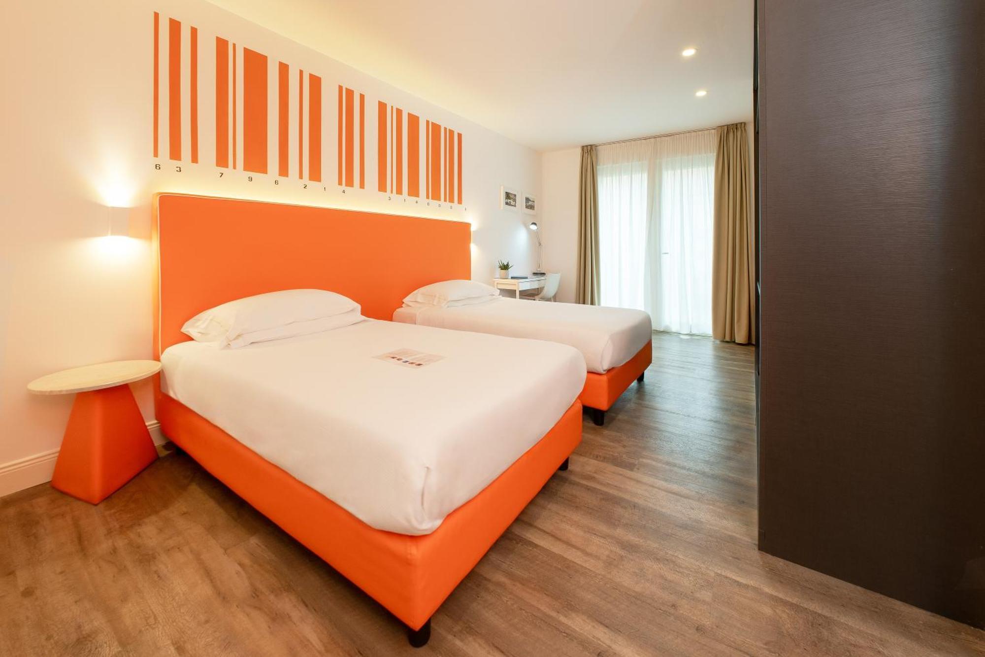 Hotel Al Campanile - Luxury Suites & Apartments Baveno Dış mekan fotoğraf
