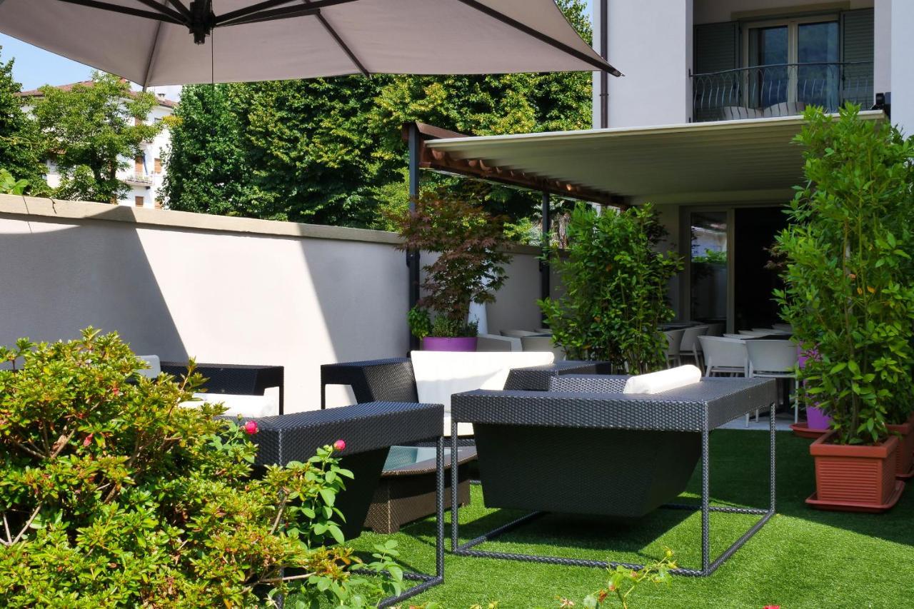 Hotel Al Campanile - Luxury Suites & Apartments Baveno Dış mekan fotoğraf