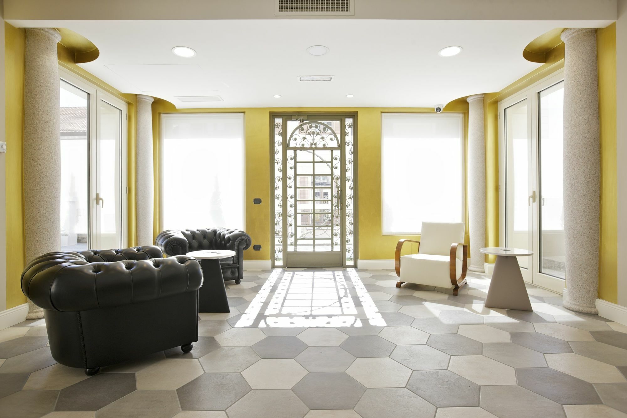 Hotel Al Campanile - Luxury Suites & Apartments Baveno Dış mekan fotoğraf
